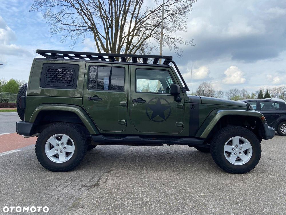 Jeep Wrangler - 10