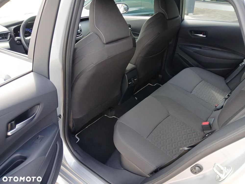 Toyota Corolla 2.0 Hybrid Comfort - 41