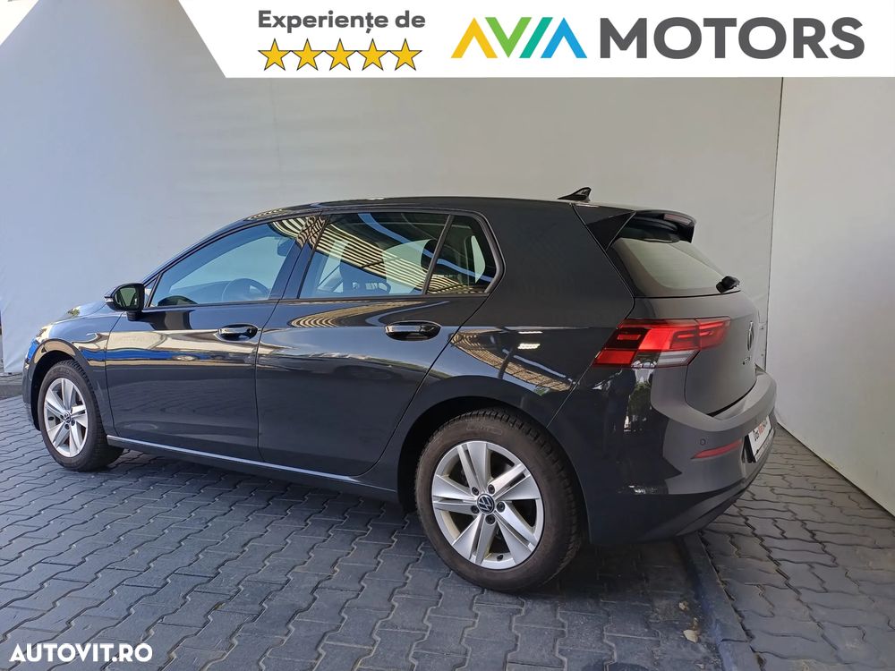 VOLKSWAGEN Golf 2023 — imagine 3