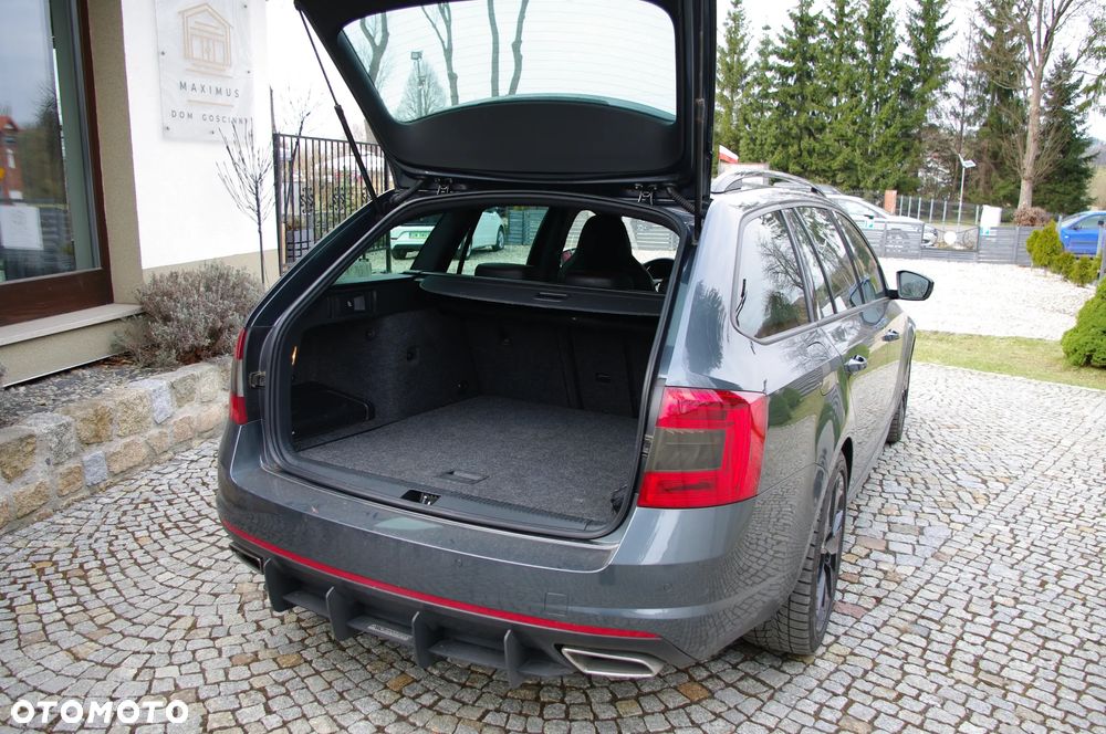 Skoda Octavia 2.0 TDI RS DSG - 20