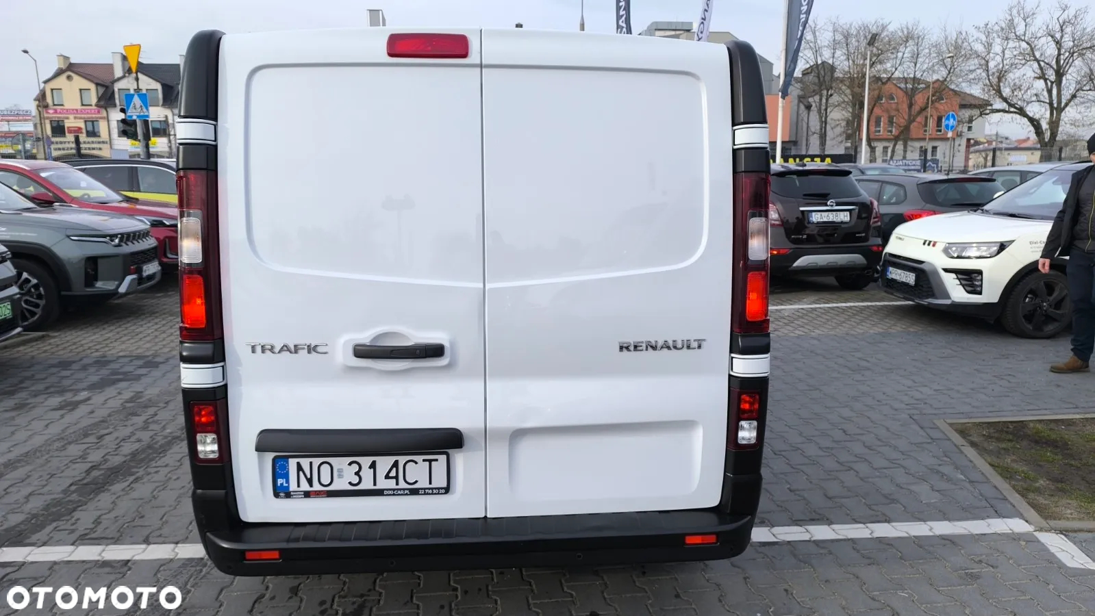 Renault Trafic - 8