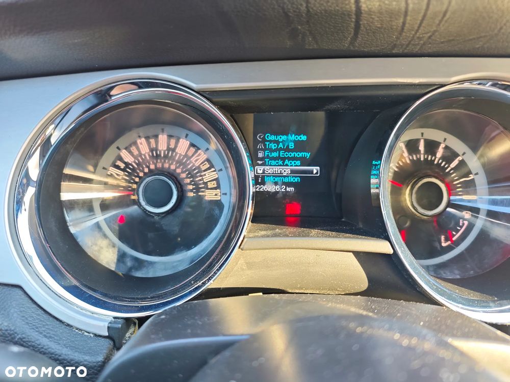 Ford Mustang 3.7 V6 - 12