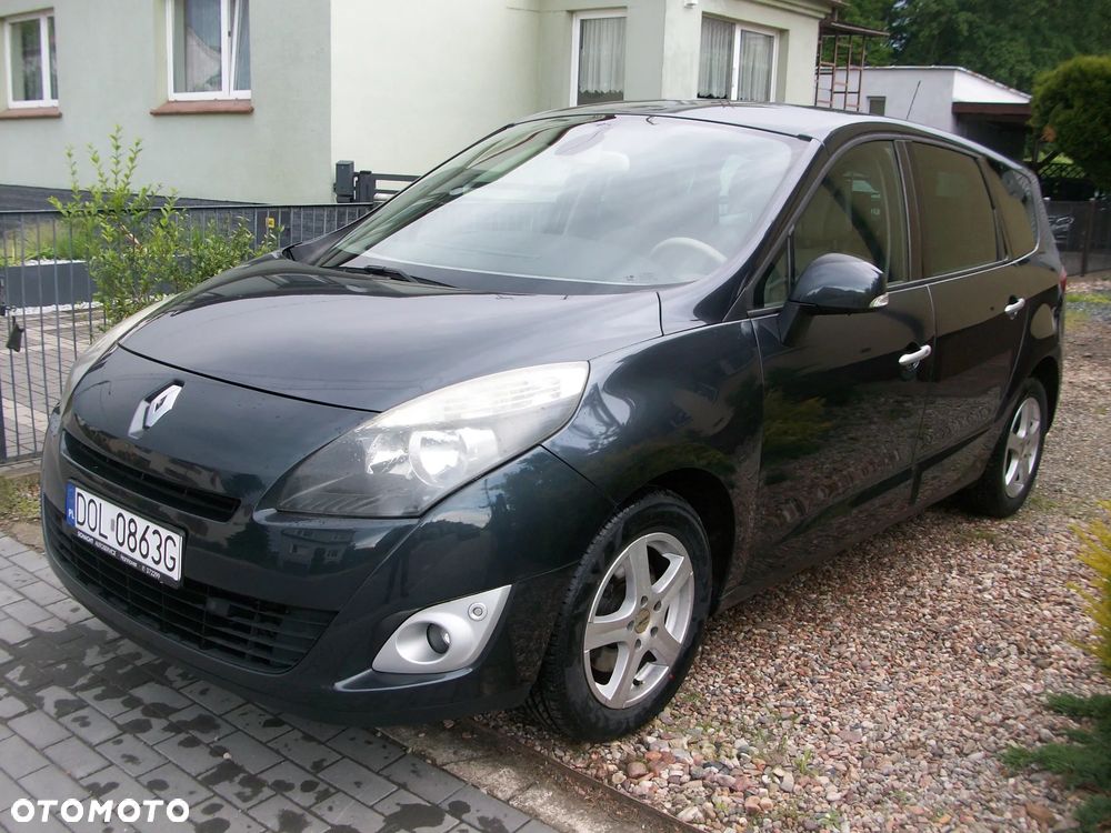 Renault Grand Scenic 2.0 16V 140 CVT Bose Edition - 5