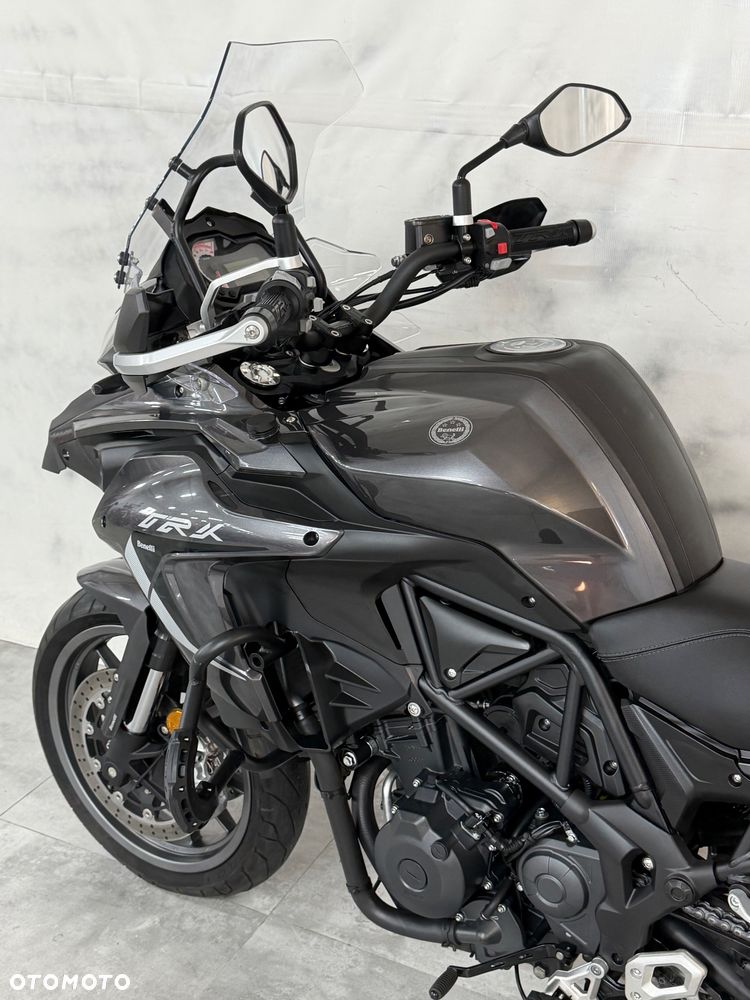 Benelli TRK 502X - 17