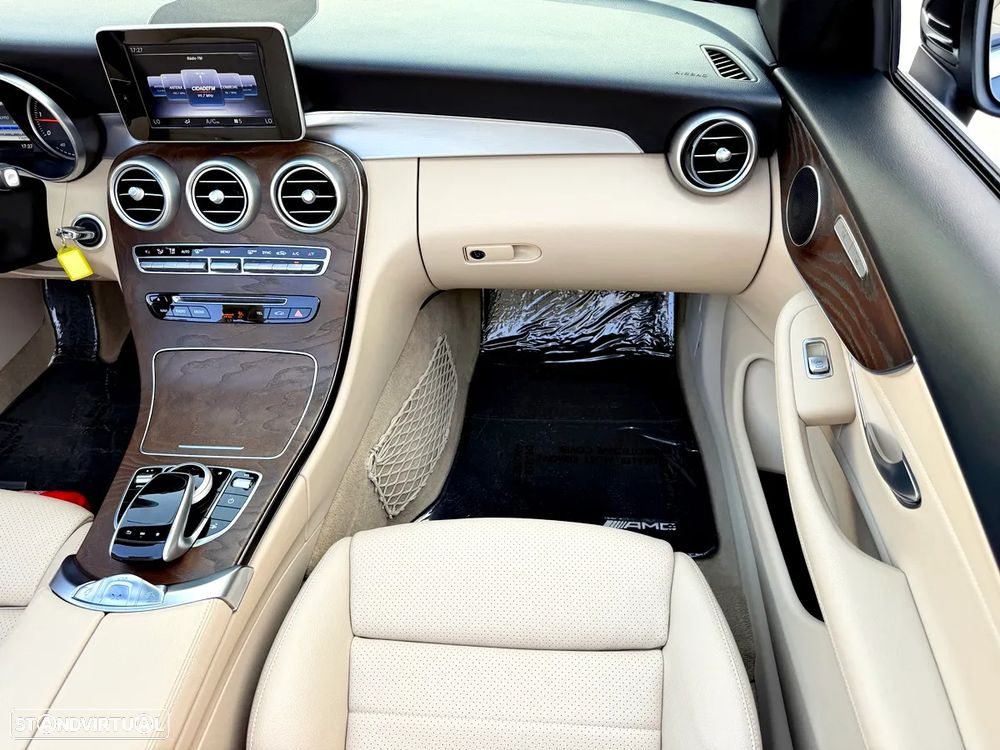 Mercedes-Benz C 250 d Cabrio 9G-TRONIC AMG Line - 11