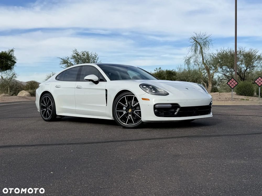 Porsche Panamera - 15
