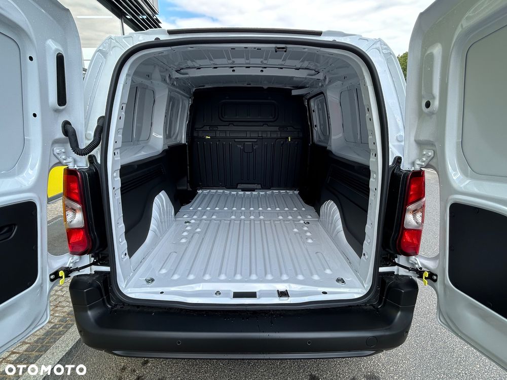 Opel Combo XL L2 - 11