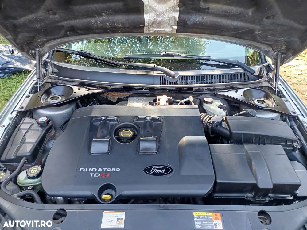 Ford Mondeo 2.0 TDCI Ghia - 15