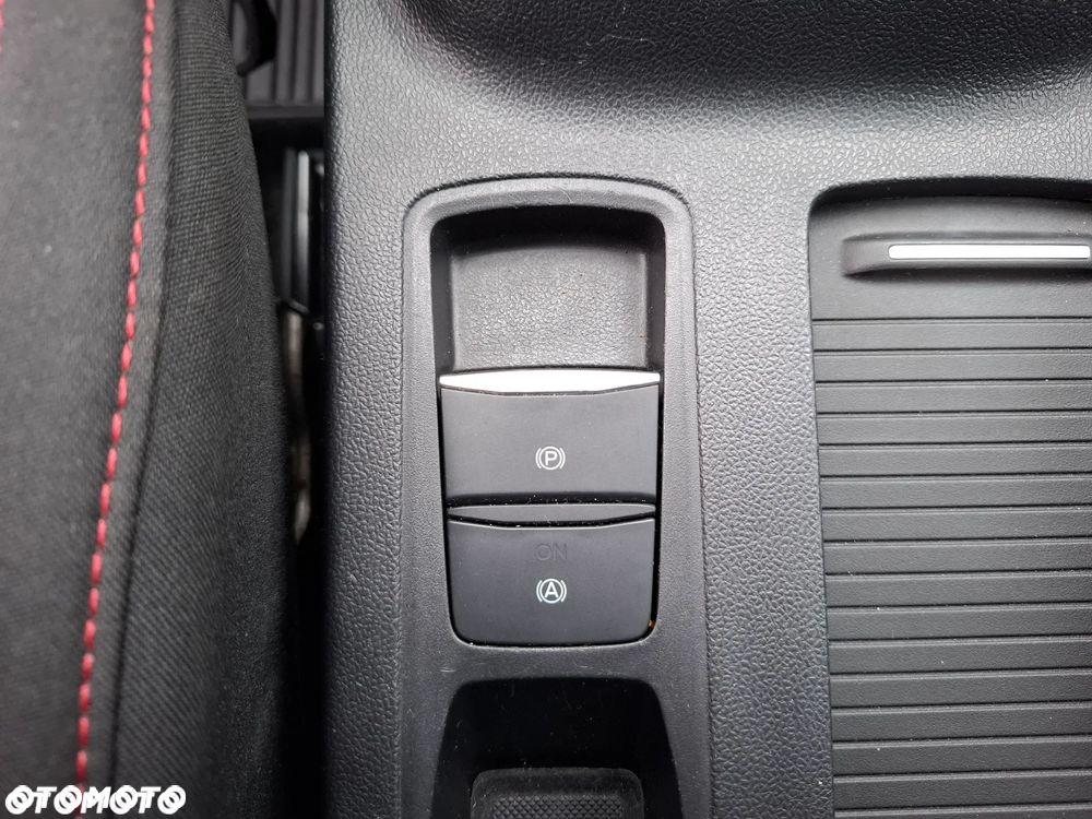 Ford Focus SW 2.0 EcoBlue ST-Line - 21