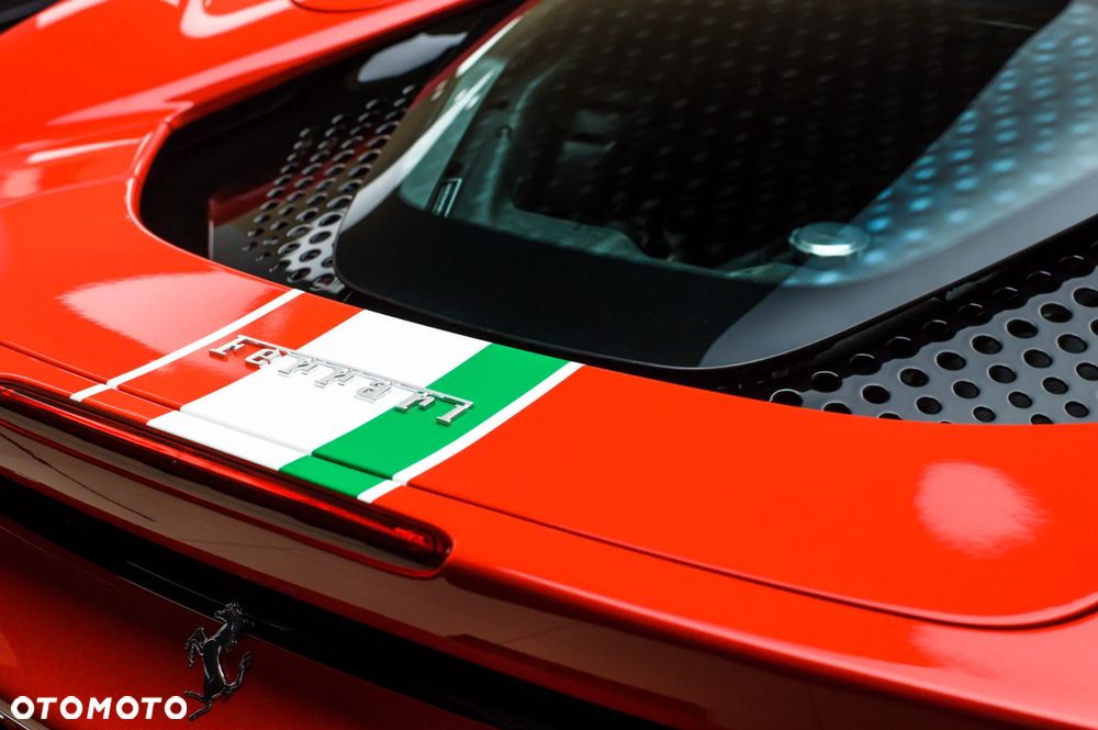Ferrari SF90 Spider - 13