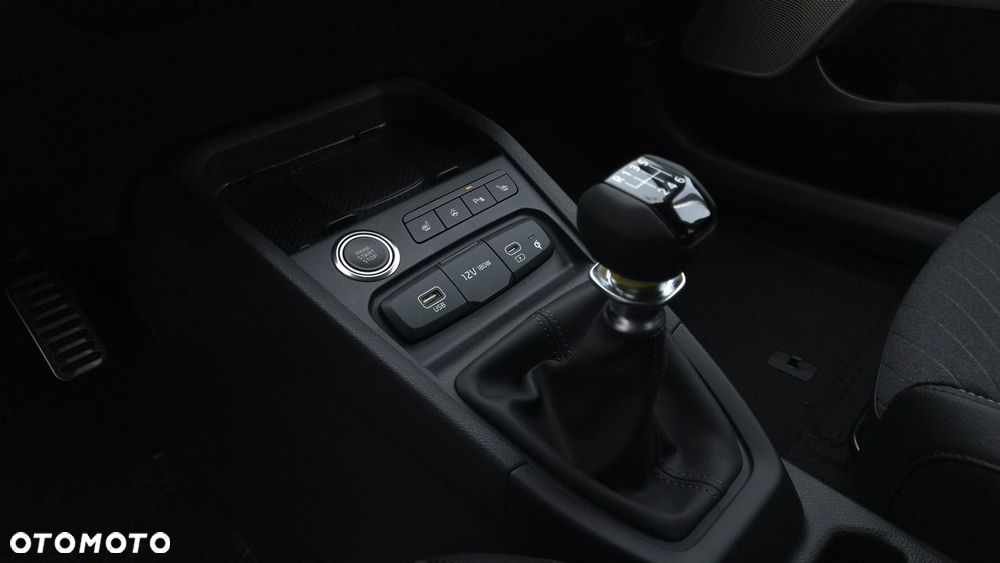 Kia Stonic - 13