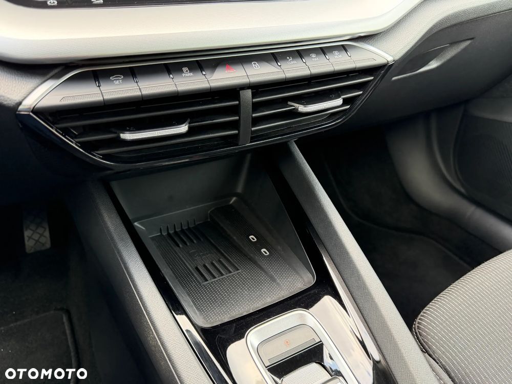 Skoda Octavia 1.5 TSI mHEV Selection DSG - 20