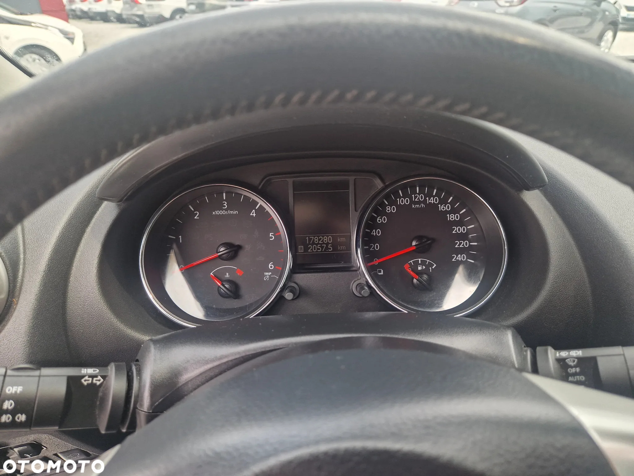 Nissan Qashqai 1.6 DCi 4x4 Black Edition EU6 - 11