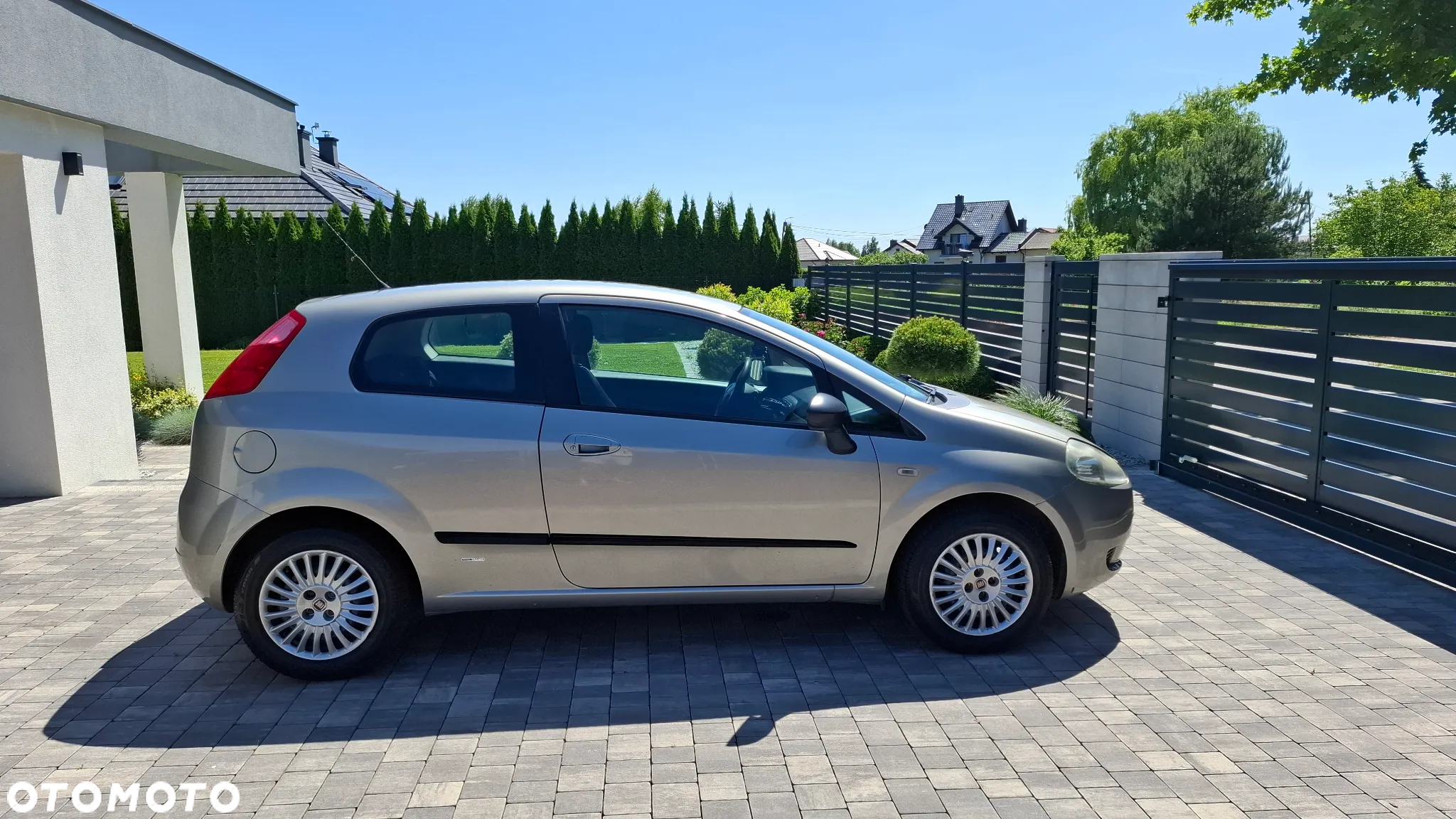 Fiat Grande Punto - 8