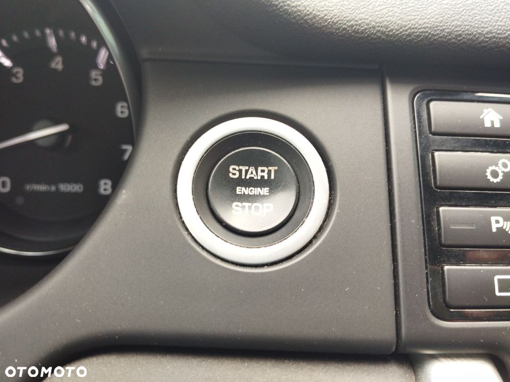 Land Rover Discovery Sport 2.0 Si4 HSE - 26