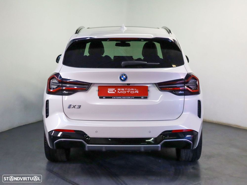 BMW iX3 M Sport Inspiring - 5