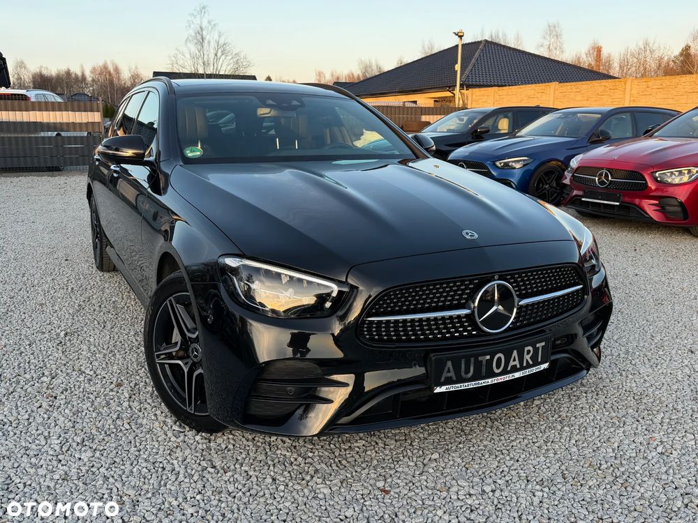 Mercedes-Benz Klasa E 220 d 4Matic 9G-TRONIC - 25