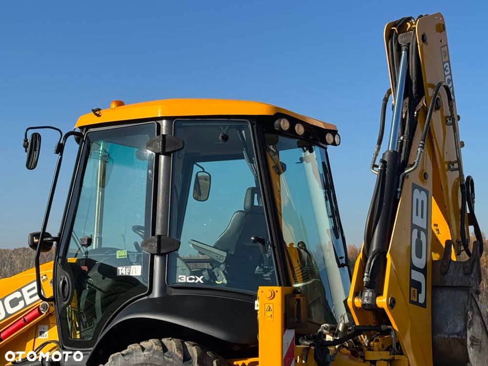 JCB 3CX / KOPARKO-ŁADOWARKA / 2019 ROK / 4200 MTH / KLIMATYZACJA / SPROWADZONA - 11