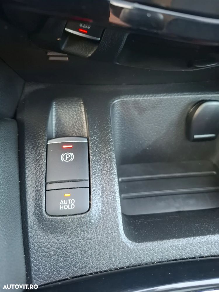 Nissan Qashqai 1.3 DIG-T TEKNA - 28