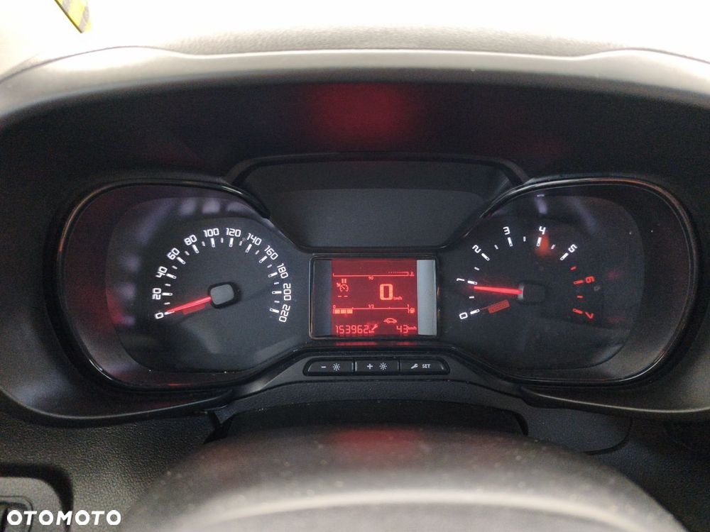 Toyota ProAce Kombi D-4D Medium 2,6t - 17