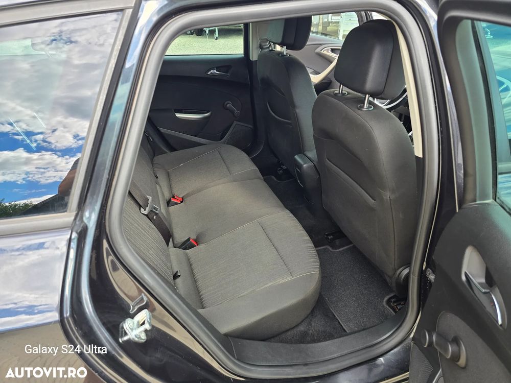 Opel Astra 1.7 CDTI Essentia - 13