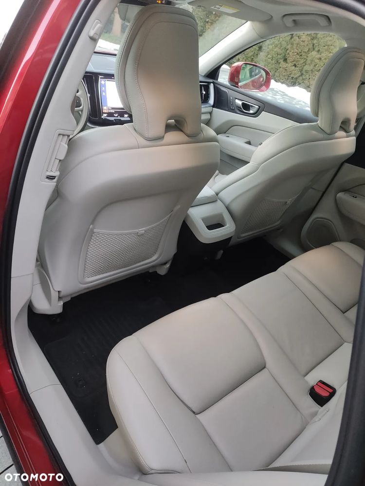 Volvo XC 60 - 10