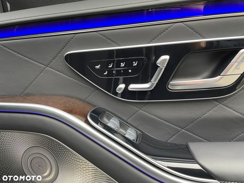 Mercedes-Benz Klasa S 500 4Matic L 9G-TRONIC - 13