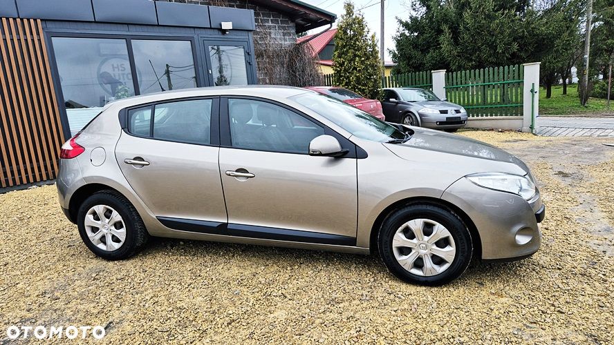 Renault Megane 1.6 16V 100 Expression - 10