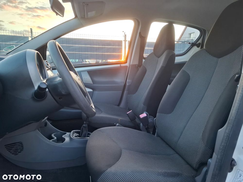 Toyota Aygo Cool - 14