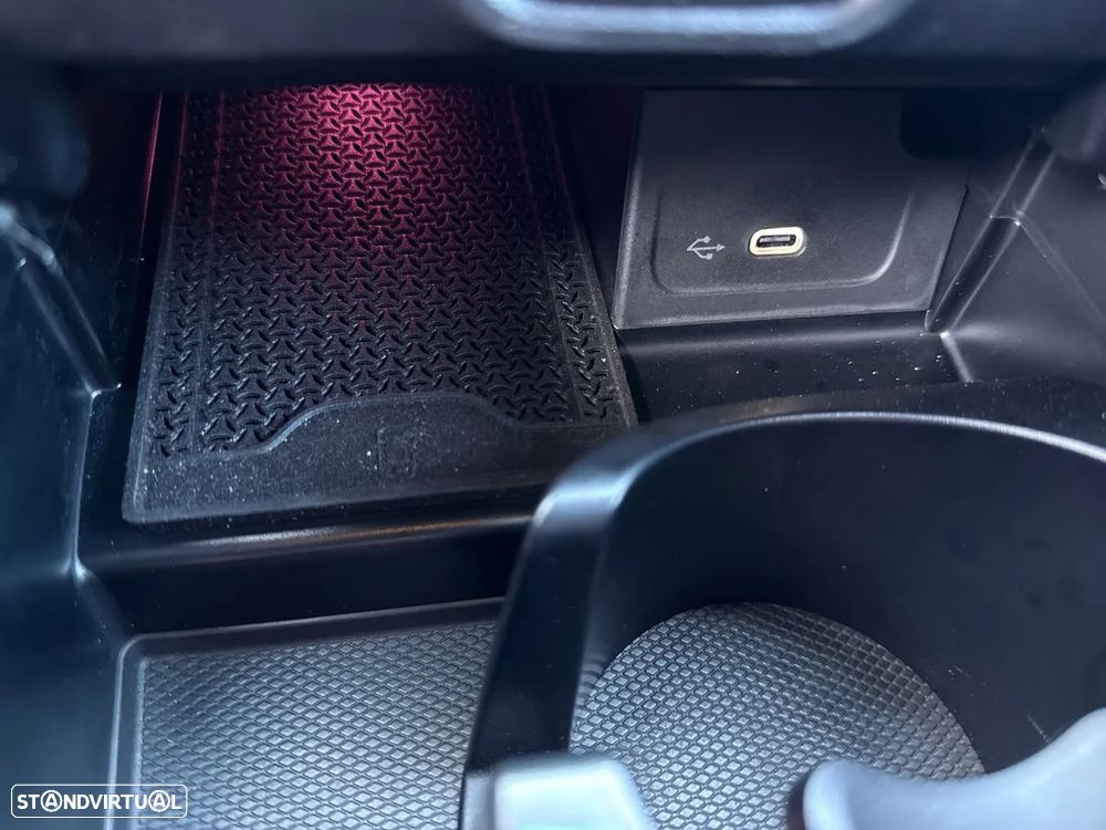 Mercedes-Benz C 300 de AMG Line - 21