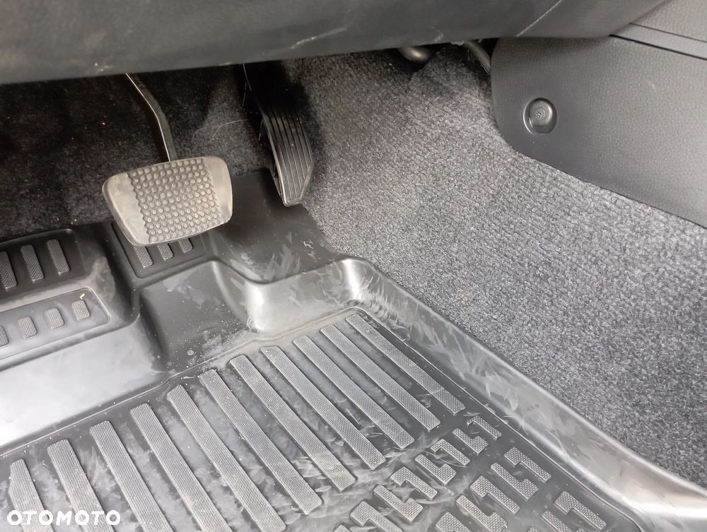 Isuzu D-Max 1.9 DC LSX - 30