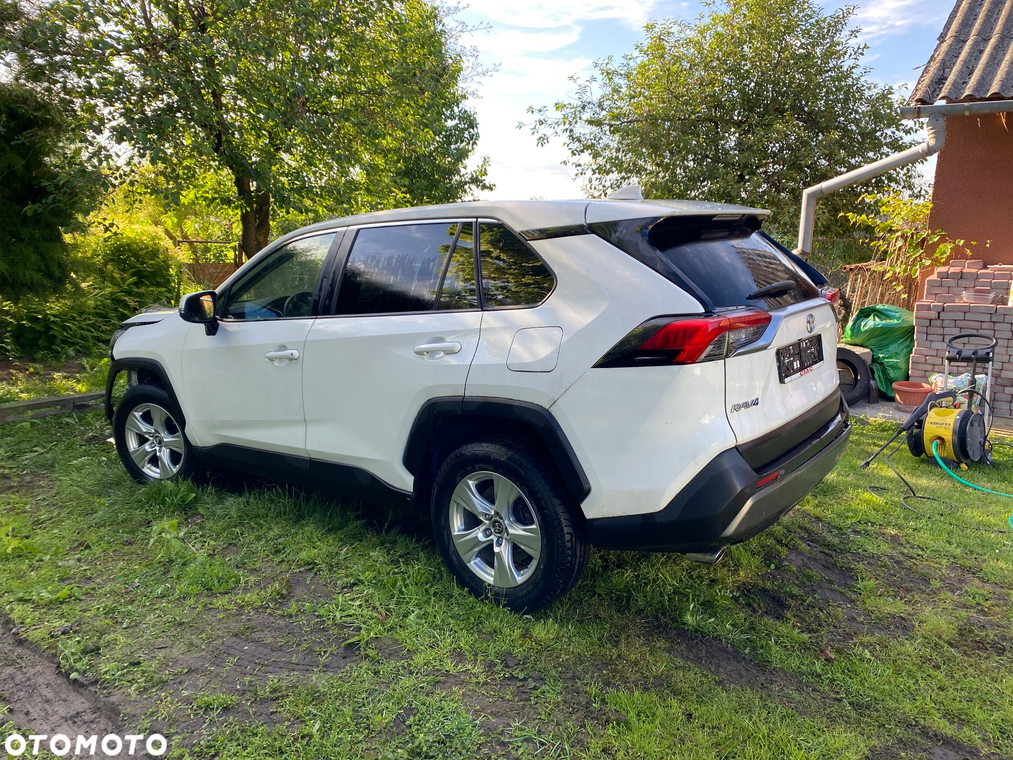 Toyota RAV4 - 2