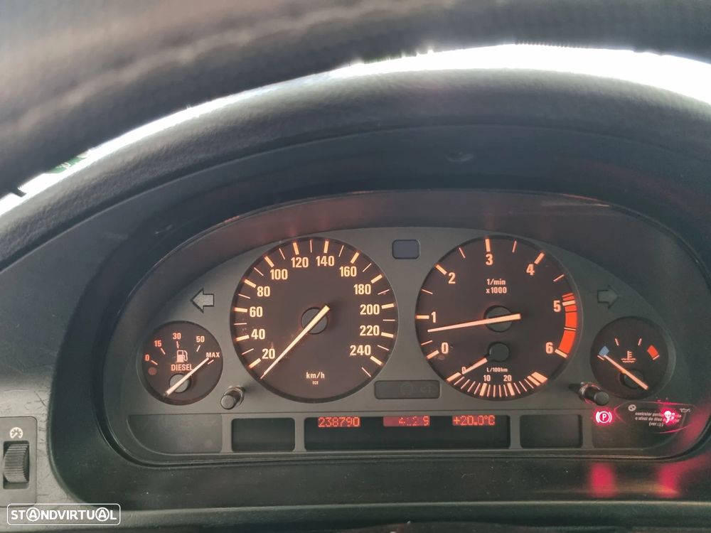 BMW 525 tds Touring - 10