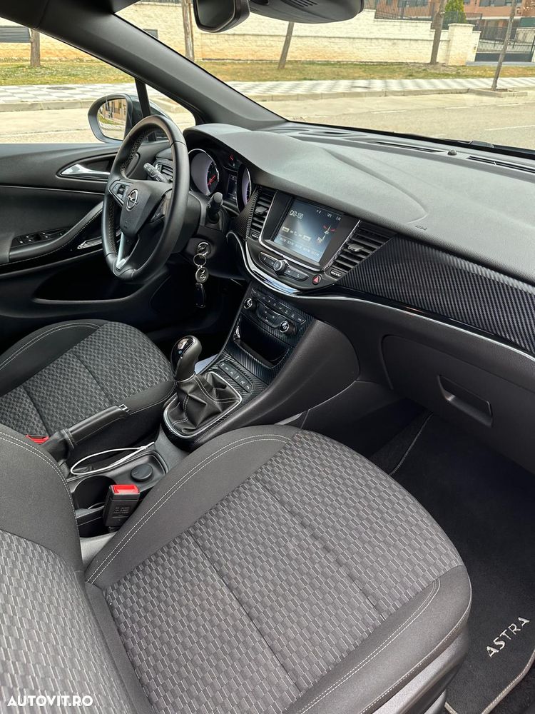 Opel Astra 1.4 Turbo ECOTEC Start/Stop Dynamic - 11