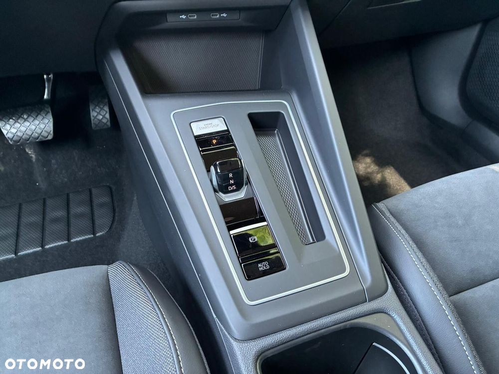 Volkswagen Golf Variant - 25