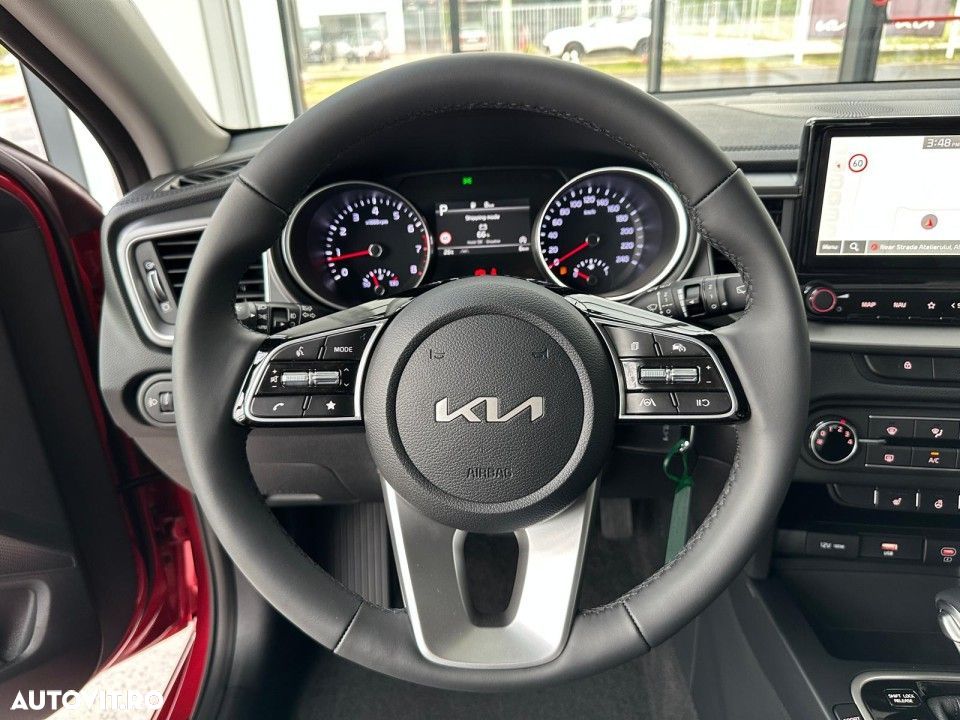 Kia Ceed SW 1.5 T-GDI 7DCT Best - 11
