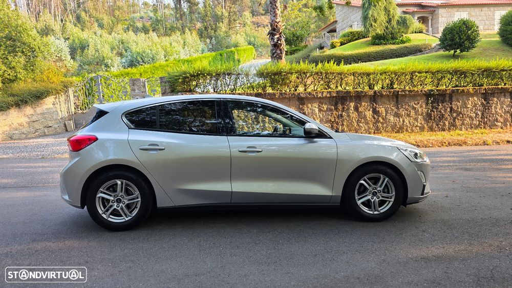 Ford Focus 1.0 EcoBoost Hybrid TITANIUM DESIGN - 12