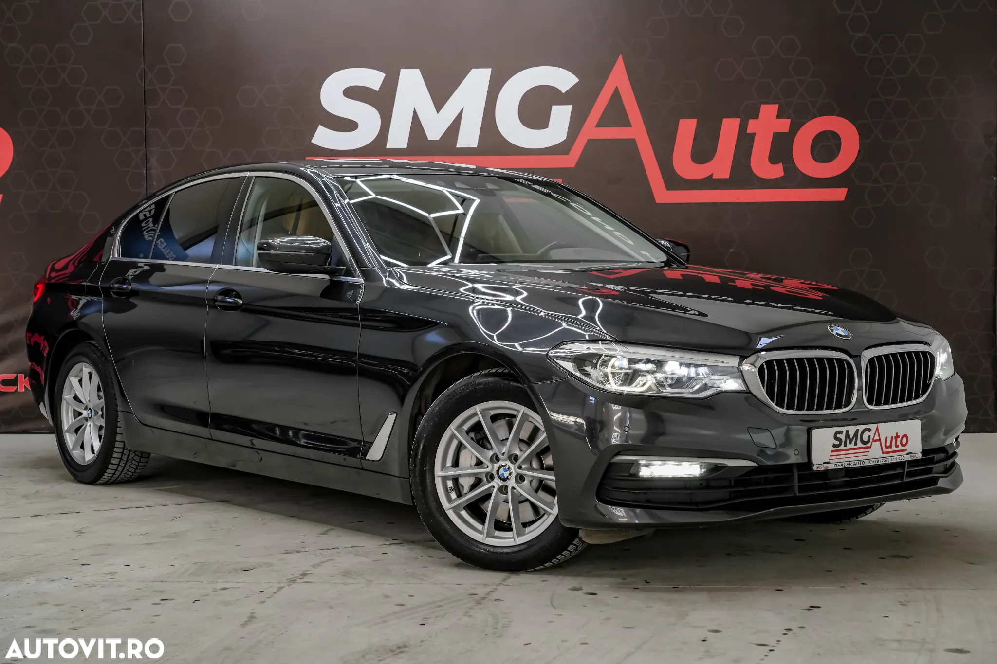 BMW Seria 5 530i xDrive Aut. Luxury Line - 27