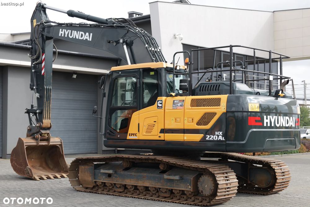 Hyundai HX220AL - 5