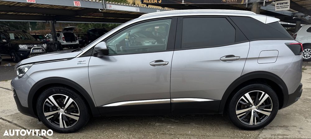 Peugeot 3008 Hybrid 225 e-EAT8 GT - 12