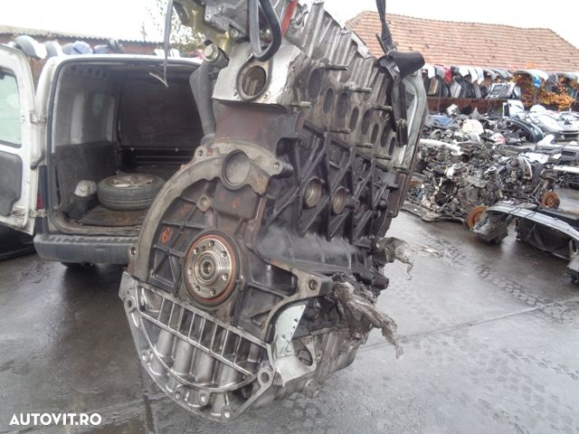 Vand motor trafic/vivaro DCI 1.9  din 2005 cu pompa si injectoare - 2