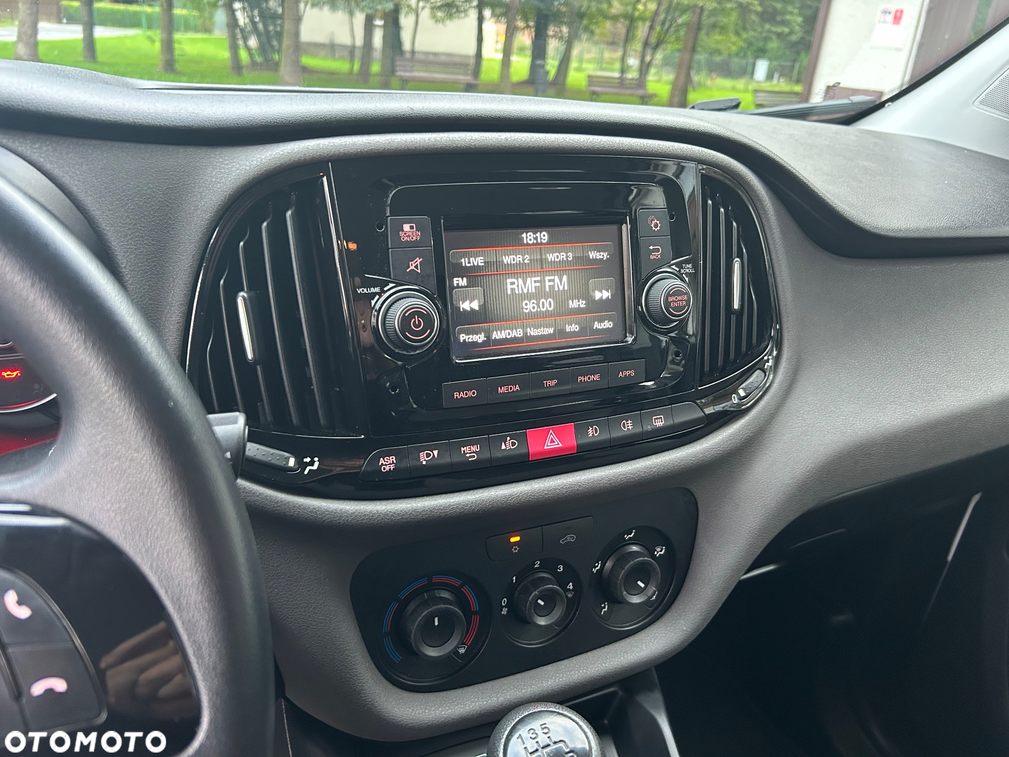 Fiat Doblo 1.4 16V Active - 12