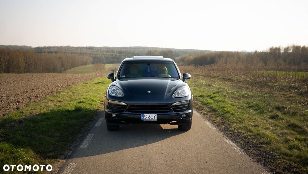 Porsche Cayenne S - 17