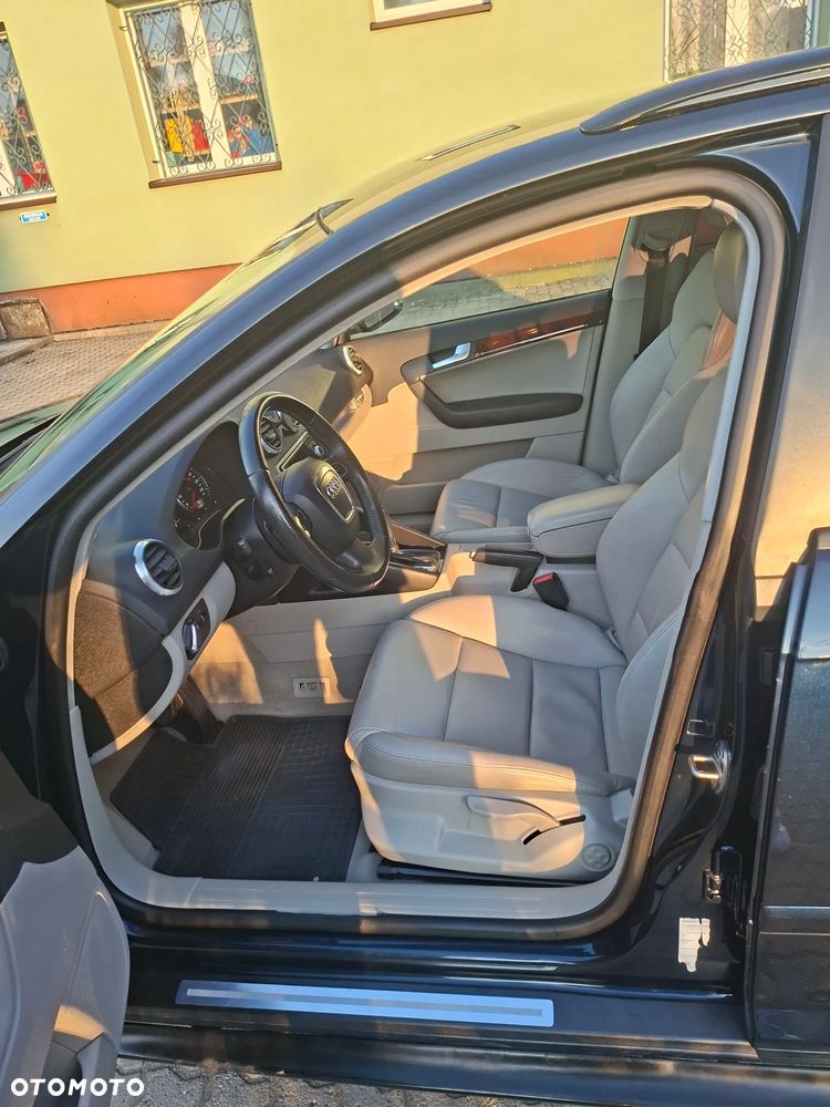 Audi A3 Sportback 2.0 TFSI Quattro Ambition S tronic - 5