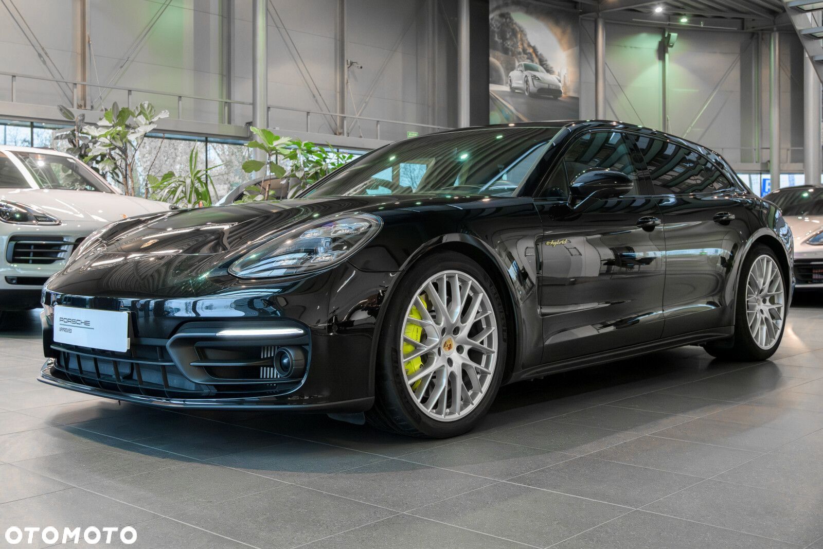 Porsche Panamera - 1