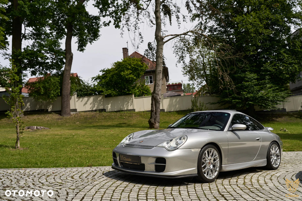 Porsche 911 Carrera