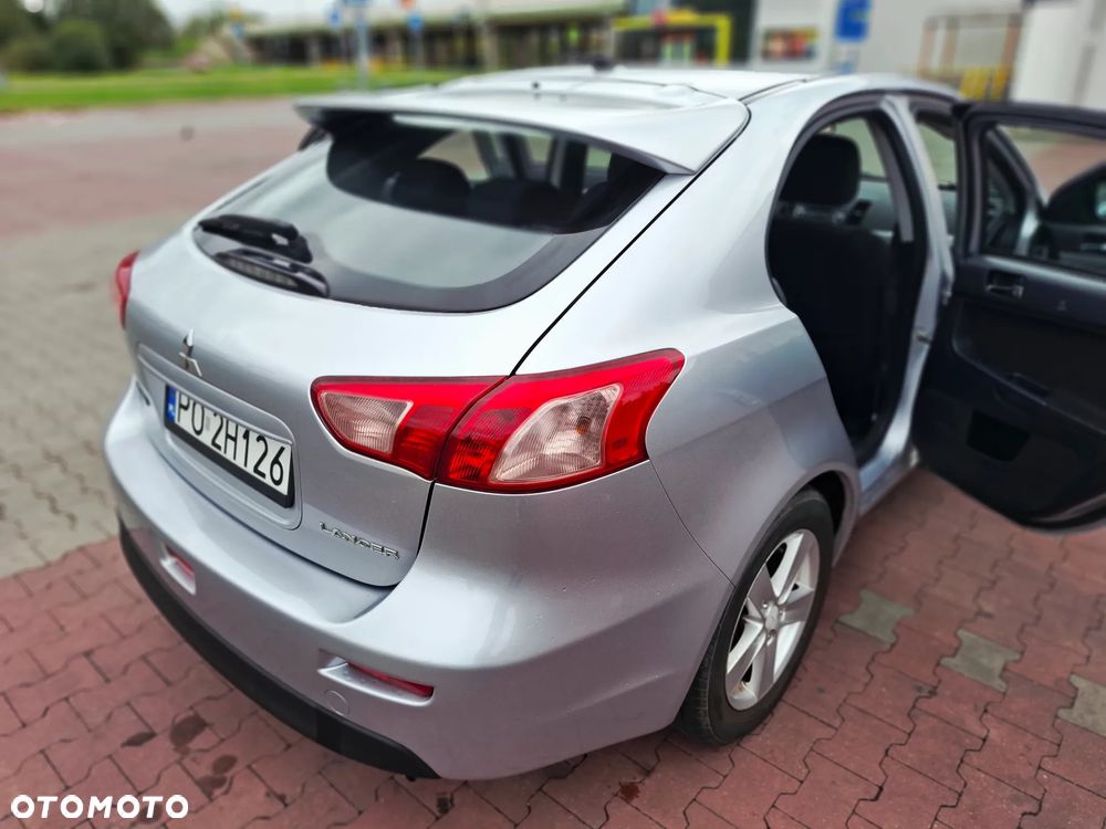 Mitsubishi Lancer 1.5 Inform - 4