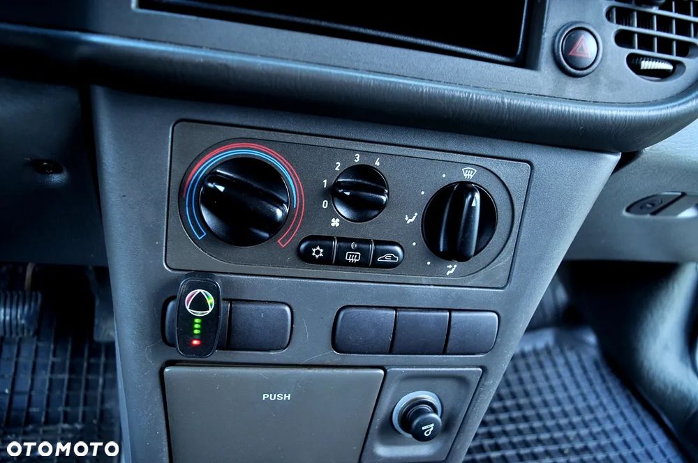 Saab 9-3 SE 2.0i - 21