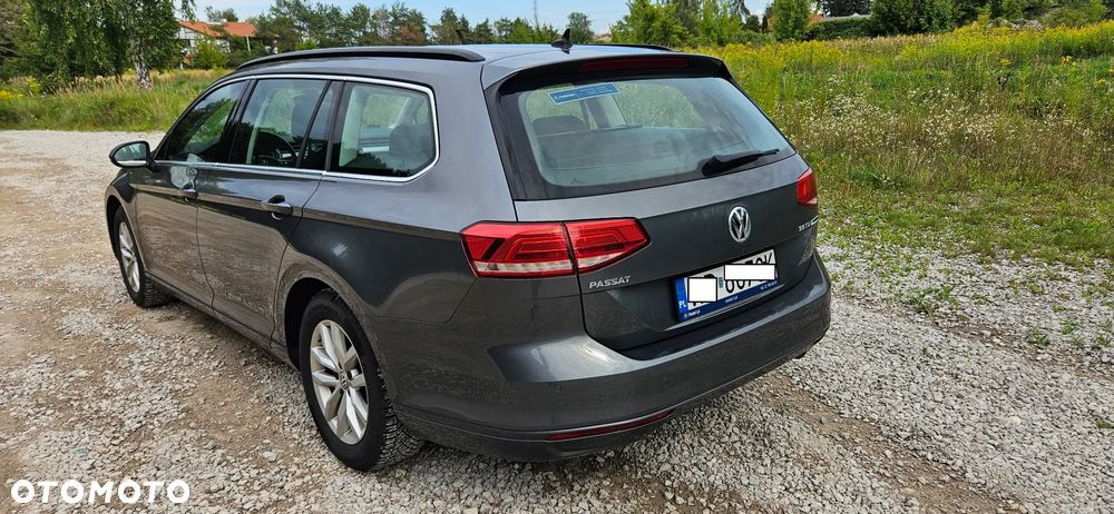 Volkswagen Passat Variant 2.0 TDI BMT Comfortline - 31