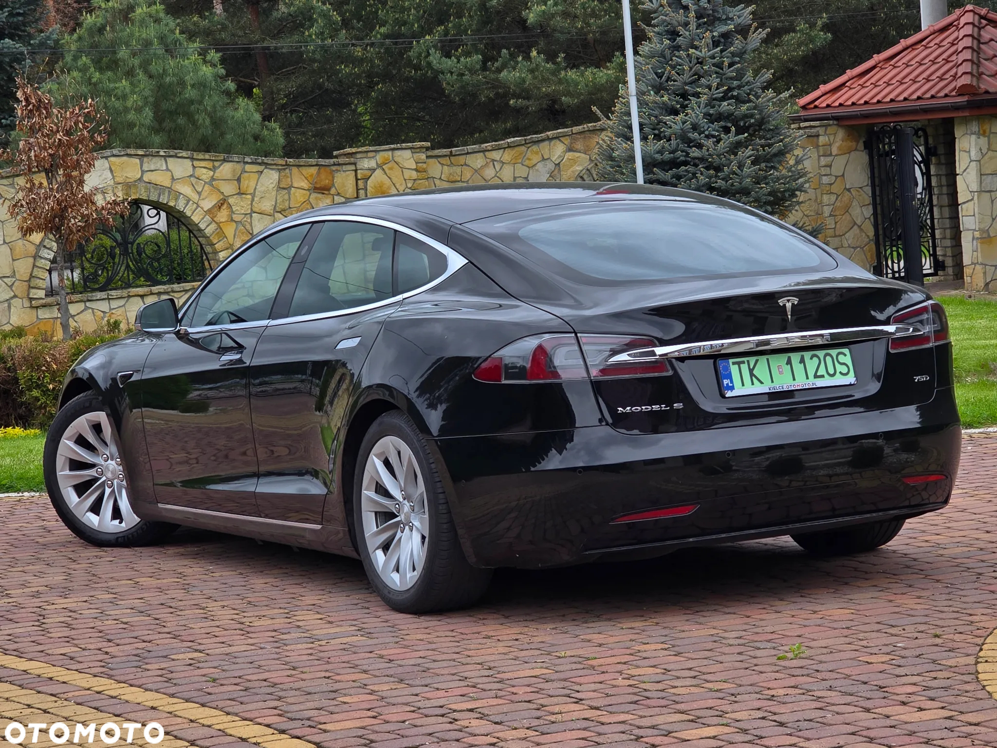 Tesla Model S Long Range Plus - 4